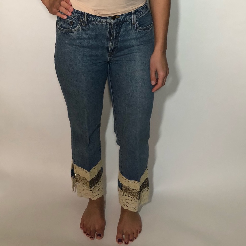 Vintage lace & glitter detailed cropper jeans
